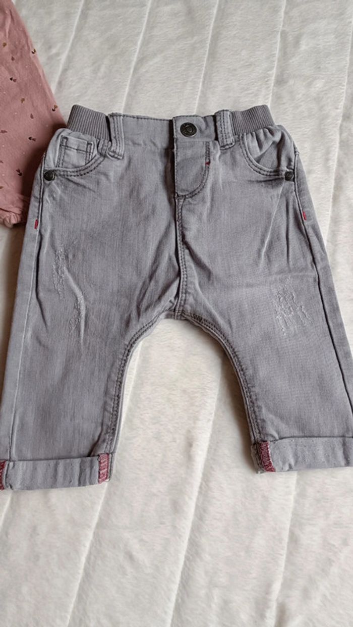 Lot pantalons et t-shirt 6 mois - photo numéro 10