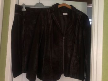 Tailleur jupe et veste