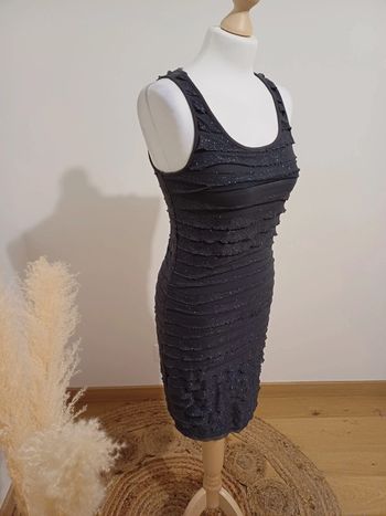 Robe grise plissée pailletée taille S 36