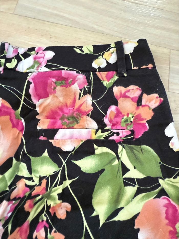 Pantalon fleuri Kelyna – Taille 36 en très bon état - photo numéro 5