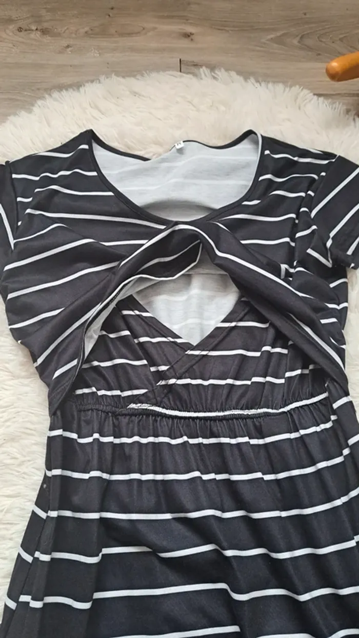Robe d'allaitement - photo numéro 2