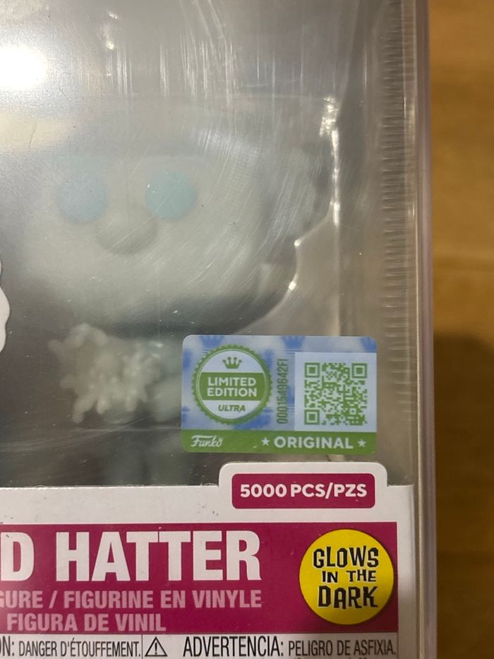 Funko Pop Disney Mad Hatter (Glow) 5000 pcs avec protection - photo numéro 9