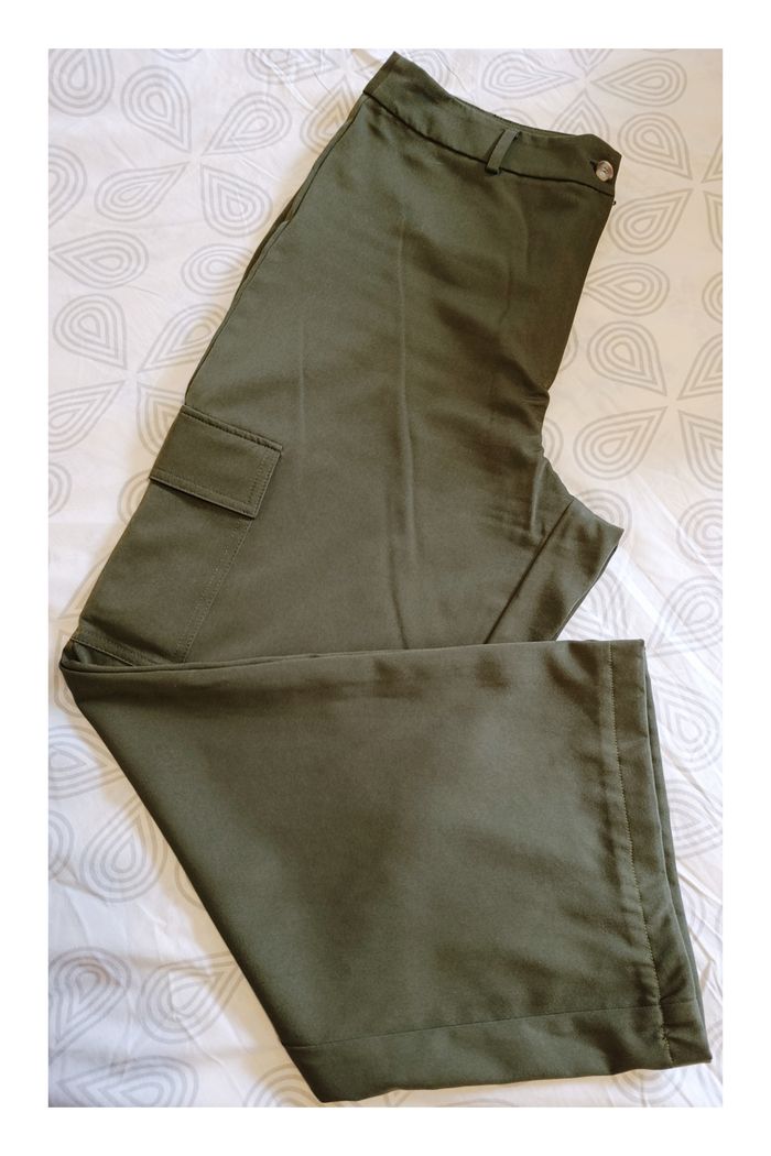 Pantalon large Kiabi taille 44