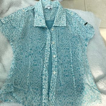 # chemise# Hugo boss# 8 ans