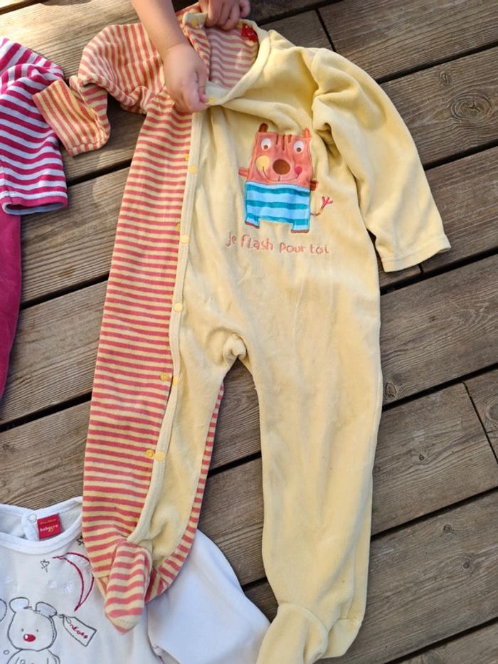 Lot 8 pyjamas 23 mois - photo numéro 7