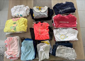 Lot vêtements fille 9 mois 