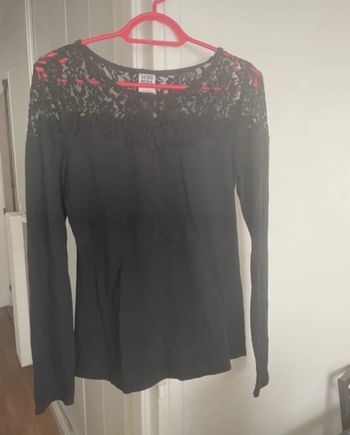Pull léger avec broderie Vero Moda