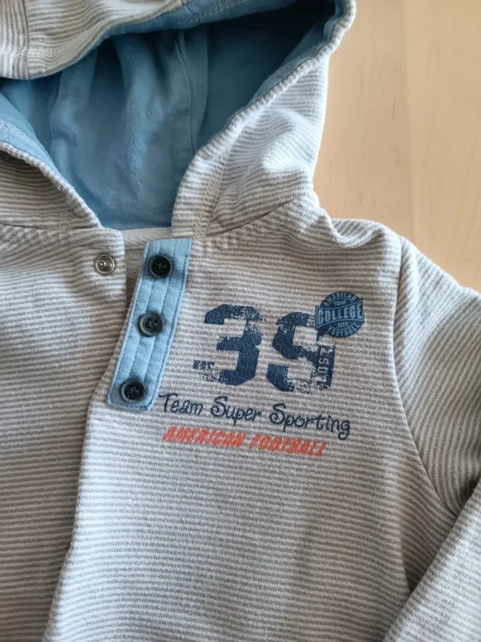 Gilet à capuche 36 mois - photo numéro 2