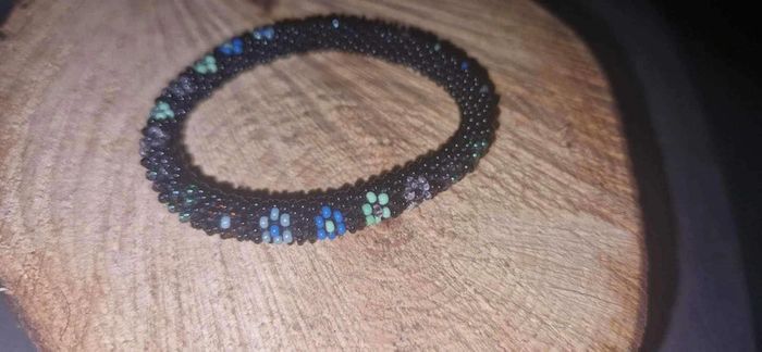 Bracelet népalais perles noires fleurs couleurs neuf - photo numéro 5