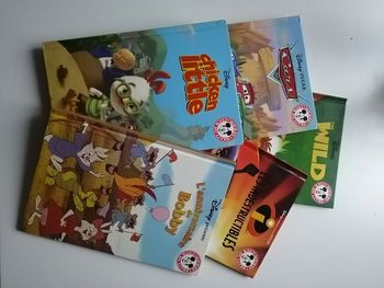 lot de livres disney