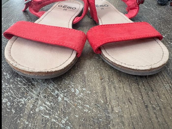 👑 Petites Sandales Corail Gémo - Un Éclat de Soleil à Petits Prix ! 👑 - photo numéro 2