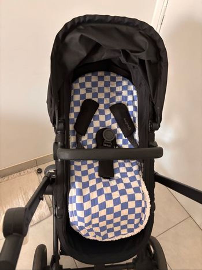 Poussette  CYBEX Gold EOS - photo numéro 6