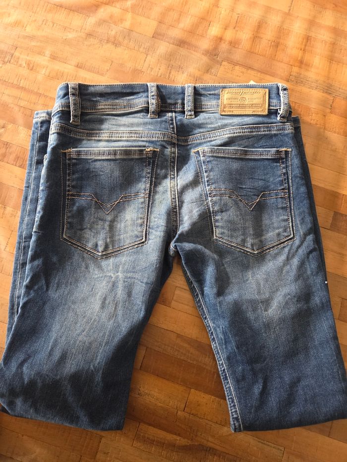 Lots de 7 vêtements garçon 10 ans - photo numéro 4