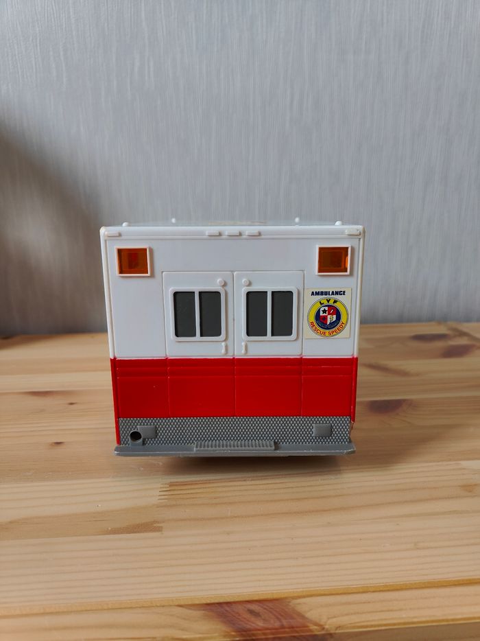 Camion de pompier - photo numéro 3