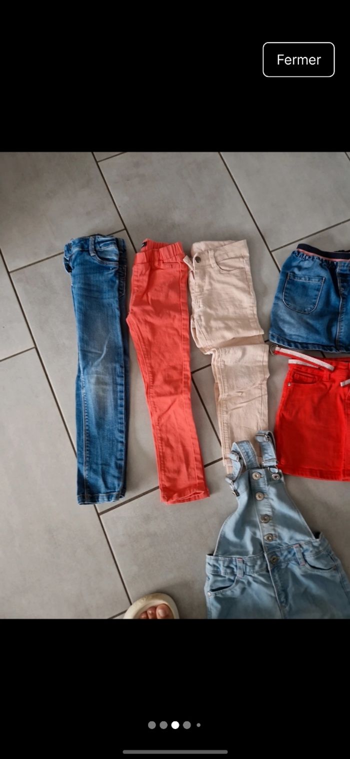 Gros lot de vêtements fille 5 ans - photo numéro 3