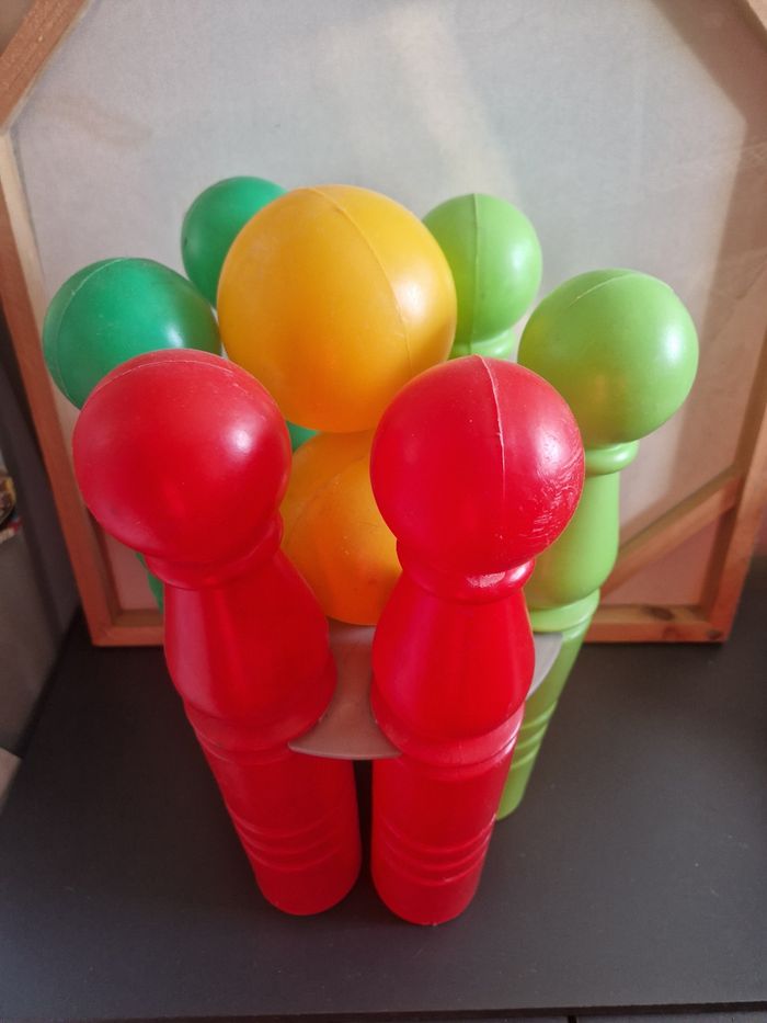 Quilles en plastique - photo numéro 2