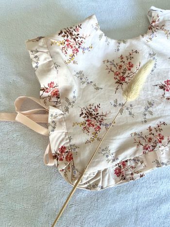 Bavoir plastron  taille 3-6 mois