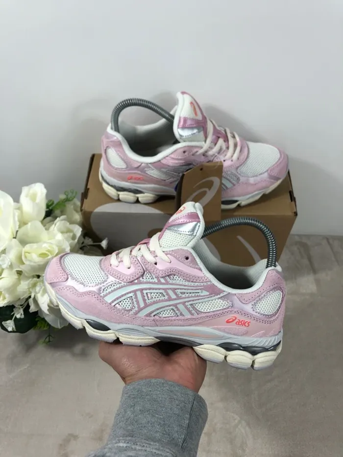 Asics Gel-NYC Cream Rose Water taille 39