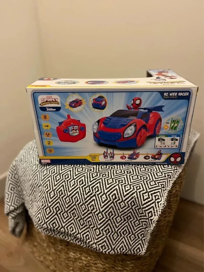 JADA- Voiture commandée 1:18 Eme Spidey Web Racer Marvel - 3ans et + - photo numéro 2