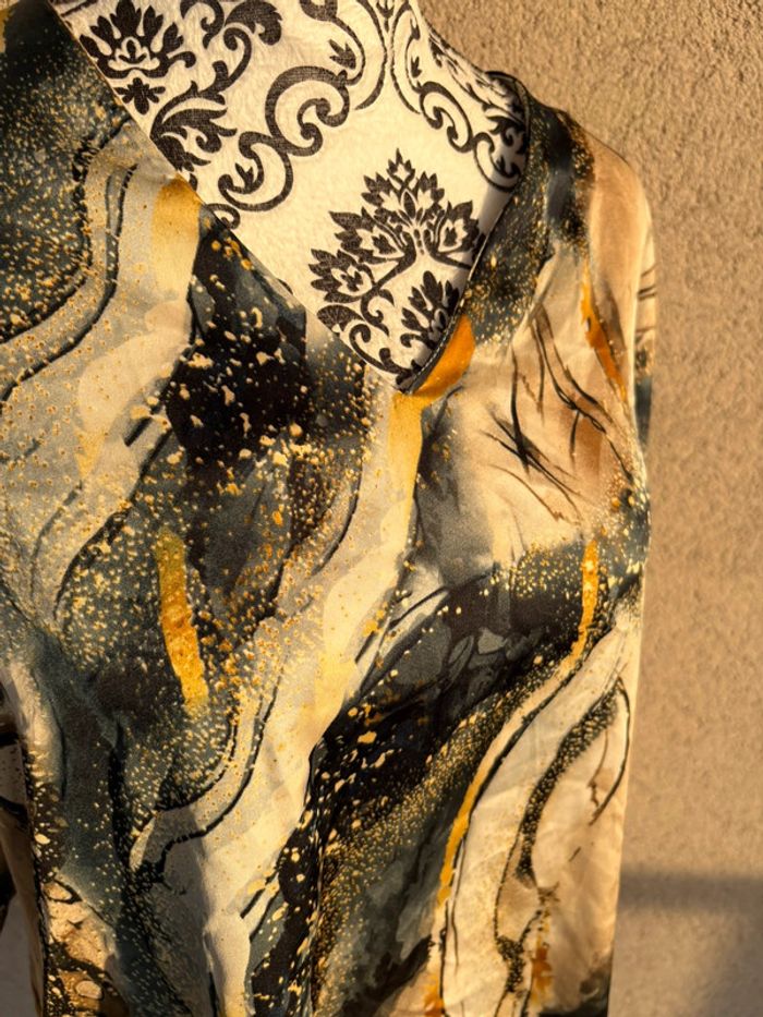 Magnifique blouse unika neuve sans étiquette, taille 40 (L) femme - photo numéro 6