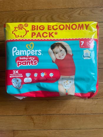 Pampers Baby-Dry Pants (Taille 7)
