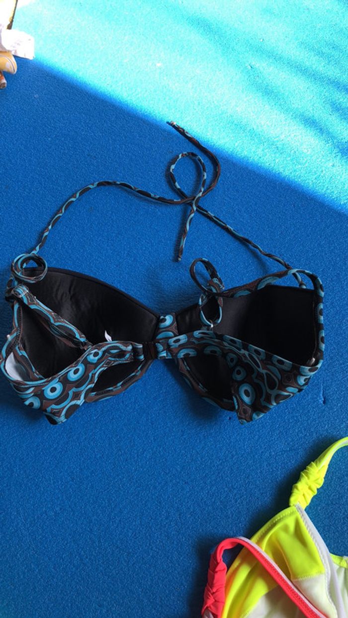 Soutien gorge haut de maillot de bain - photo numéro 2