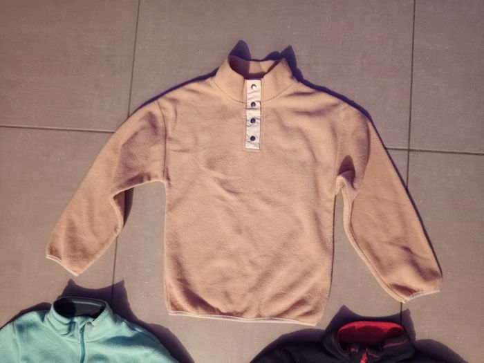 Lot de 3 polaires 10-11 ans en parfait état - photo numéro 6