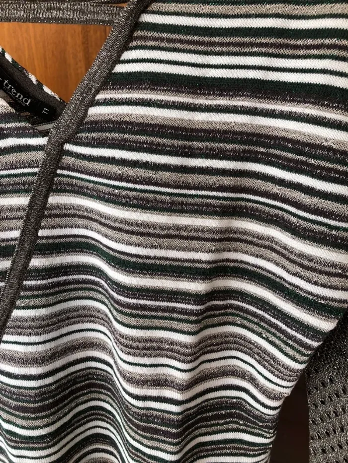 Pull à rayures miss captain en taille 1 - photo numéro 2