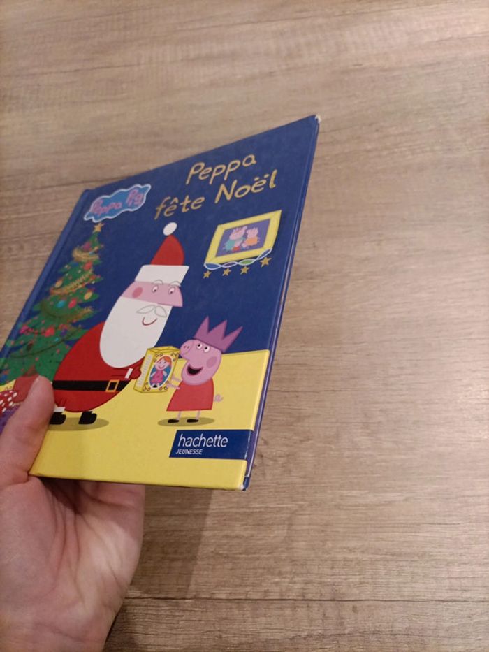 Livre Peppa pig : Peppa fête Noël - photo numéro 5