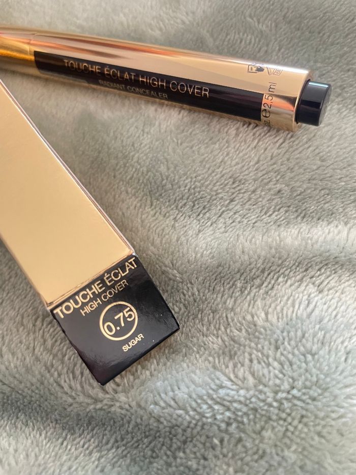 Correcteur illuminateur Yves Saint Laurent Touche Éclat High Cover, teinte 0.75 Sugar. - photo numéro 4