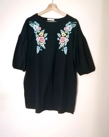 Pull / Sweat noir avec broderie Mango taille L