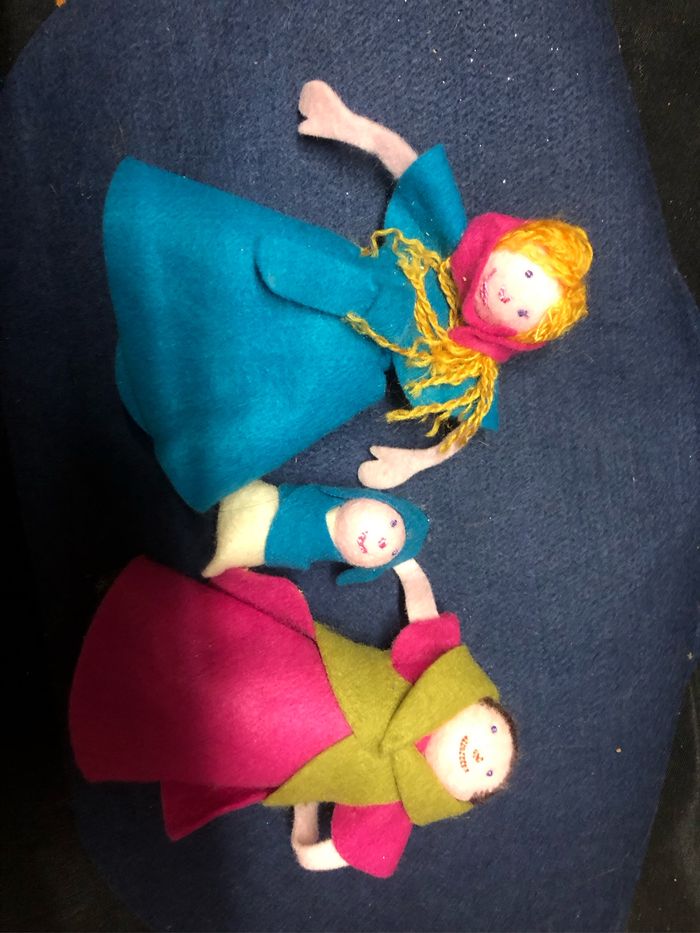 Crèche en feutrine - photo numéro 4