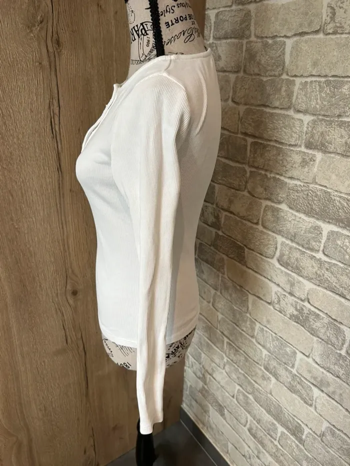 Blouse manches longues taille 36 - photo numéro 2
