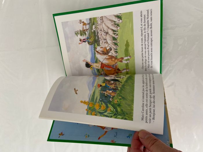 Livre Caroline fait du cheval - photo numéro 7