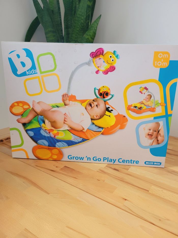 Tapis d'éveil bébé neuf