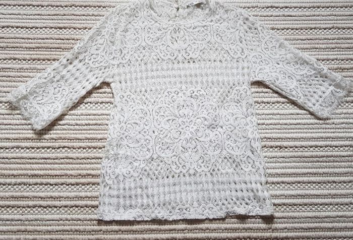 Haut blanc dentelle manches 3/4 - photo numéro 2