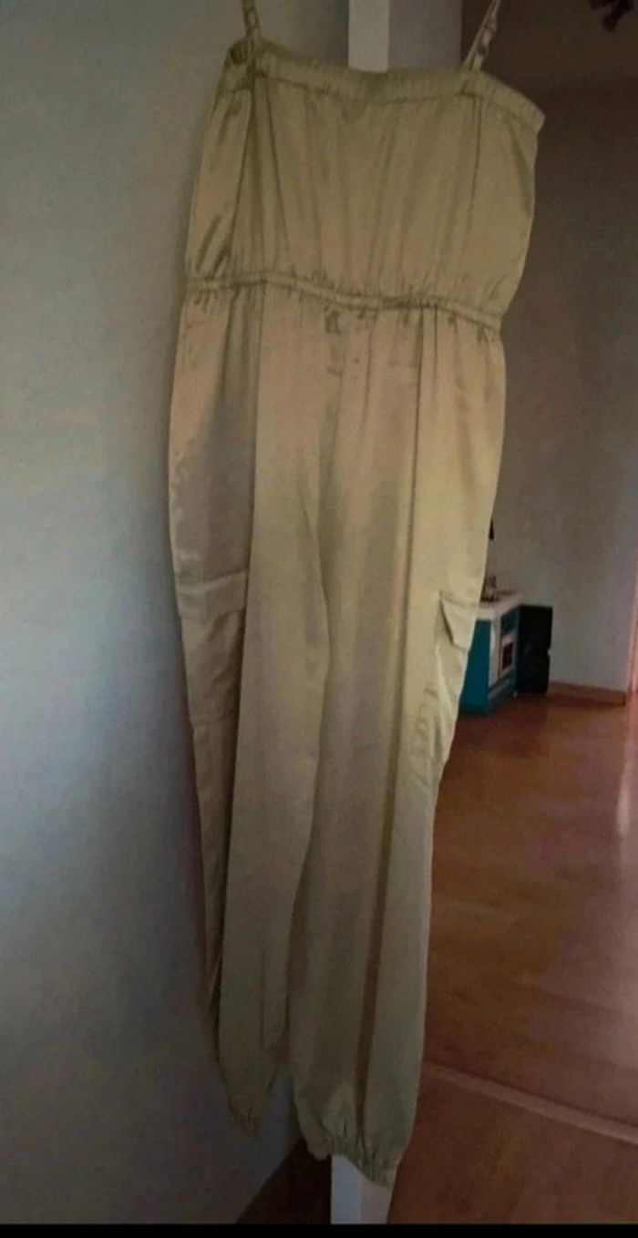 Combinaison pantalon Amisu taille 40 - photo numéro 3
