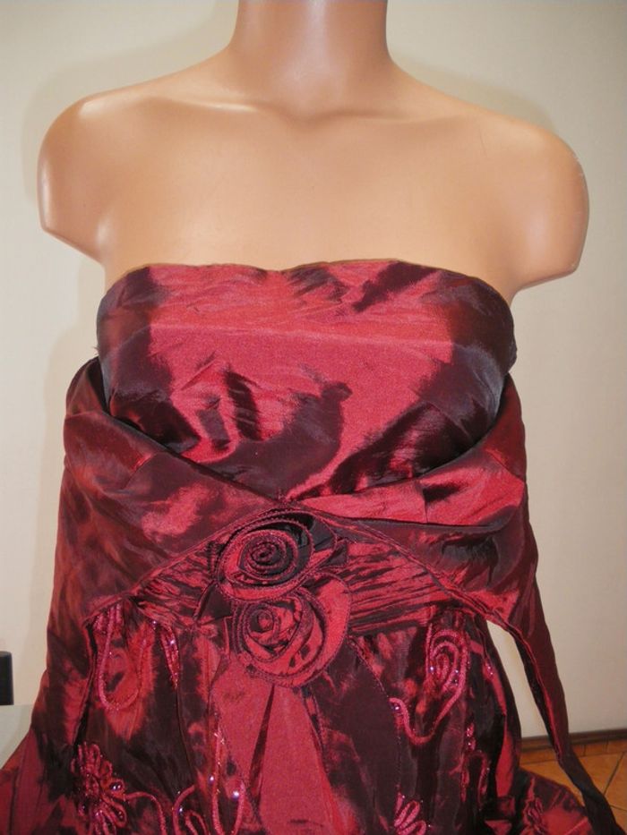 robe bordeaux soyeux taille M - photo numéro 3