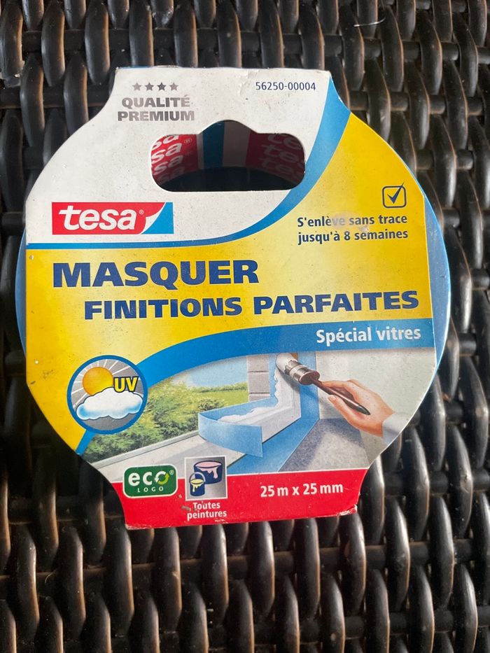 Scotch spécial pour finitions peintures