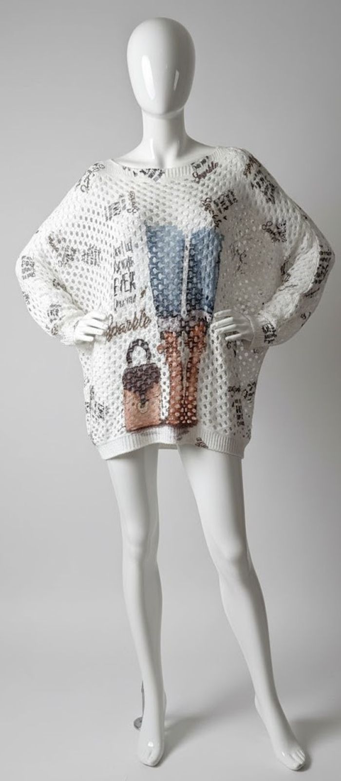 Pull oversize maille ajourée motifs fantaisie