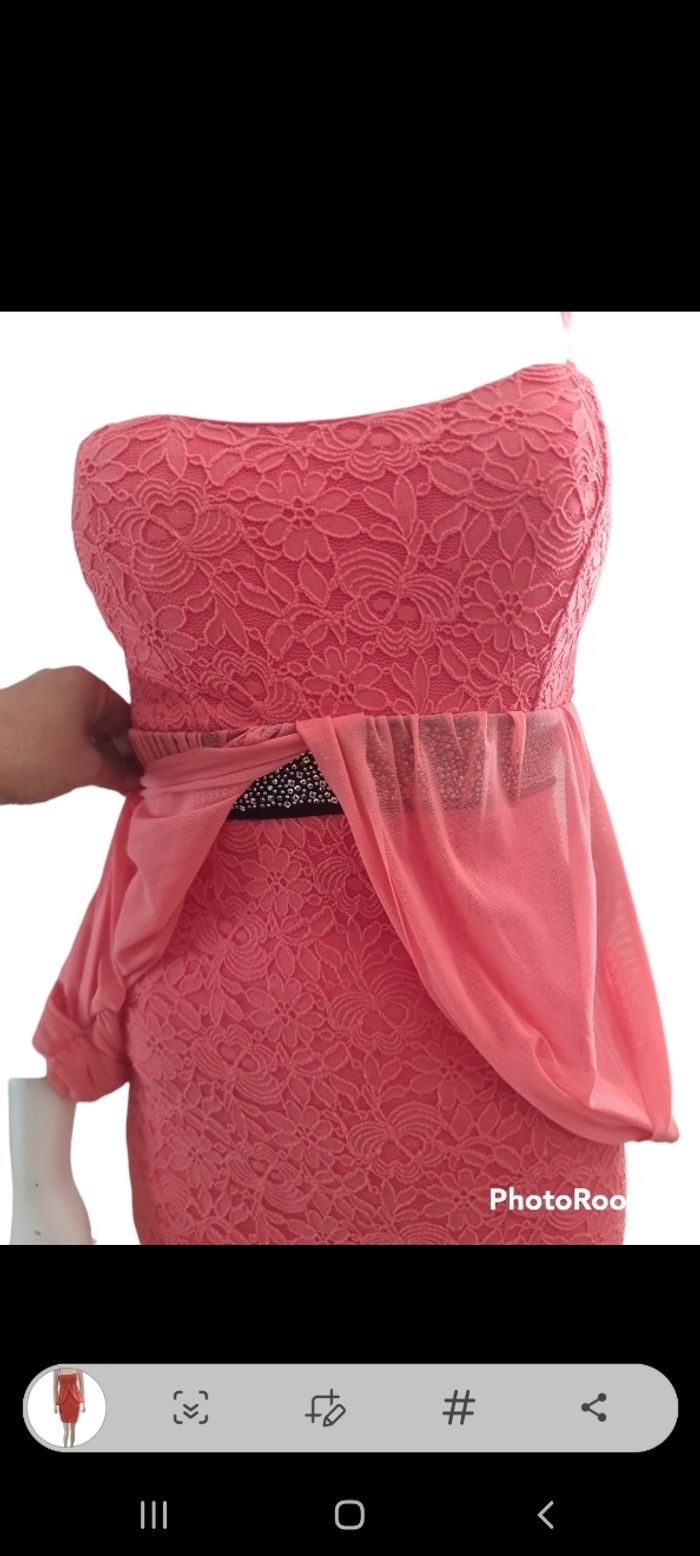 Magnifique robe neuve étiquetée taille 36 - photo numéro 2