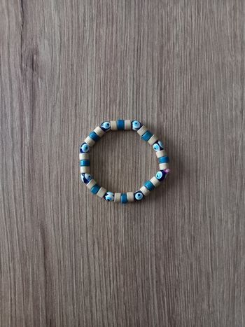Bracelet perles en bois. 