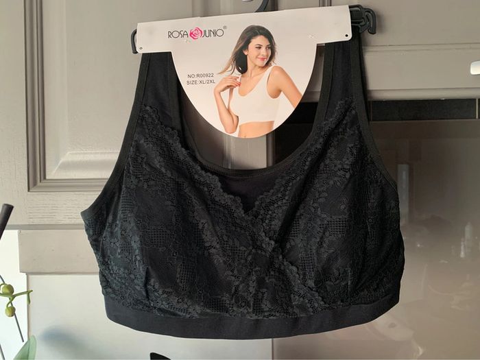 Brassière noire - photo numéro 2