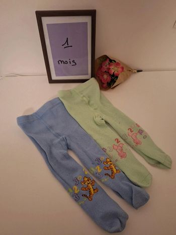 Lot de collants fille taille 1 mois Disney très bon état