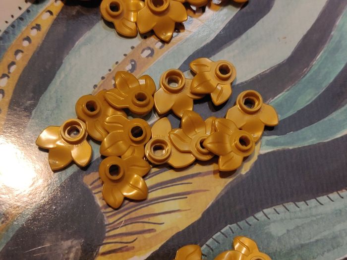 Lot 200 feuilles Lego dorées - parfait état jamais servies - vrai Lego - photo numéro 4