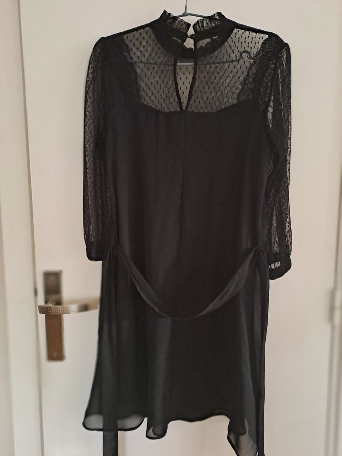 ROBE NOIRE - photo numéro 5
