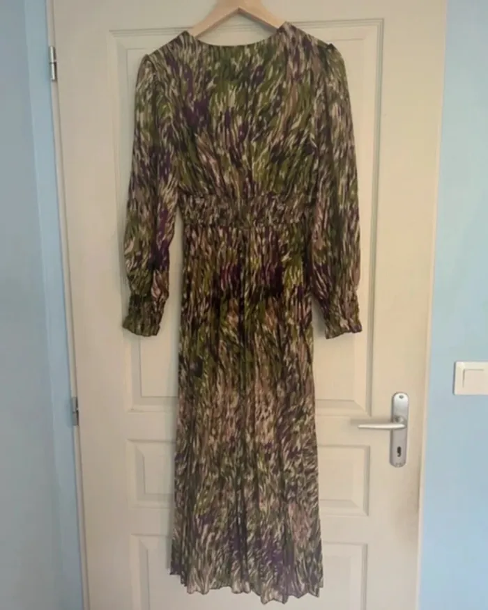 Robe Easy Clothes neuve - photo numéro 6