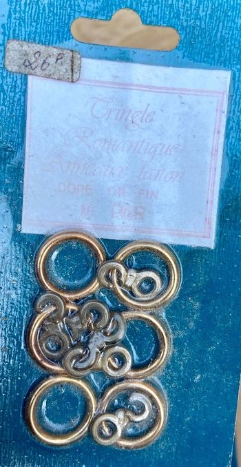 Lot de paquets d’ Anneaux en laiton doré et or fin neuf