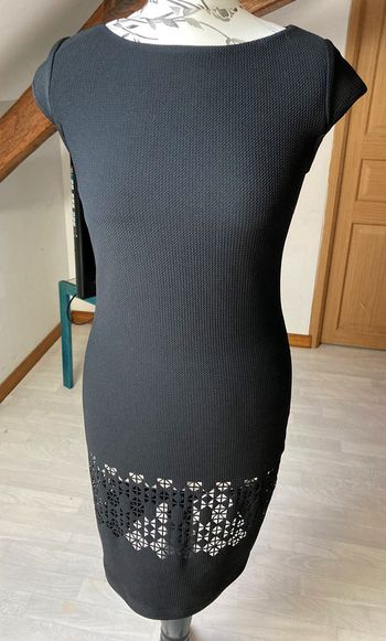 Robe noire chic base ajourée Tissaia taille 38/40