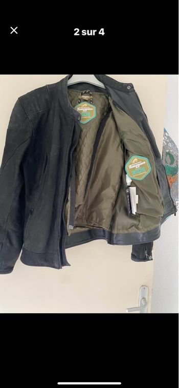 A vendre blouson de moto en cuir